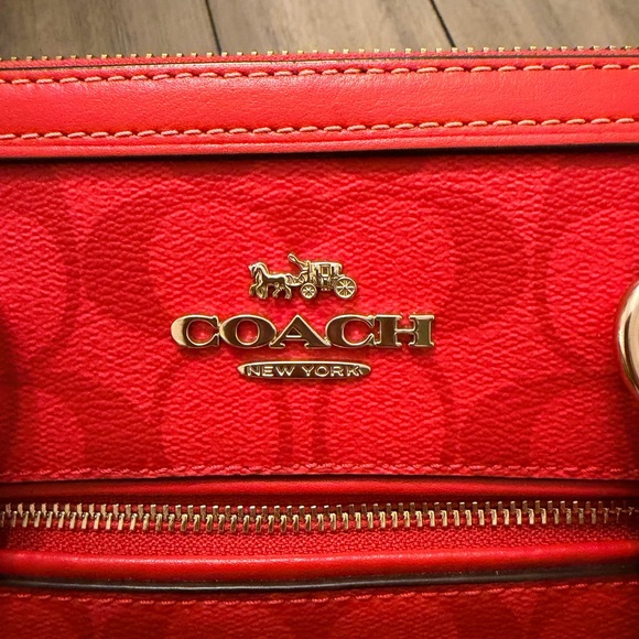Coach Rowan Crossbody Bag - Picture 6 of 10